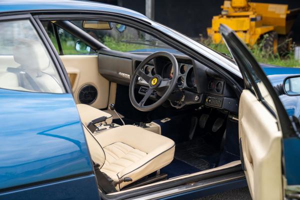 Ferrari 512 BBI 1983