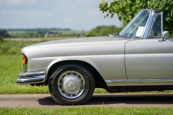 Mercedes Benz 280SE 3.5 Convertible 1970