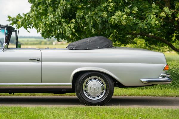 Mercedes Benz 280SE 3.5 Convertible 1970