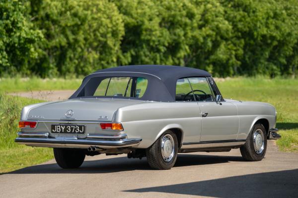 Mercedes Benz 280SE 3.5 Convertible 1970