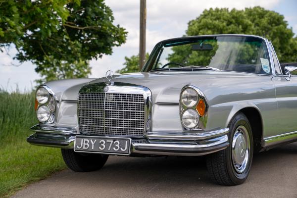 Mercedes Benz 280SE 3.5 Convertible 1970