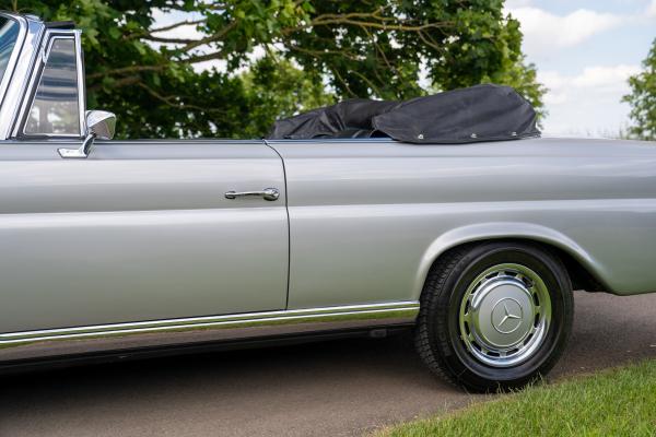 Mercedes Benz 280SE 3.5 Convertible 1970