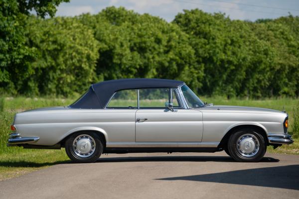 Mercedes Benz 280SE 3.5 Convertible 1970