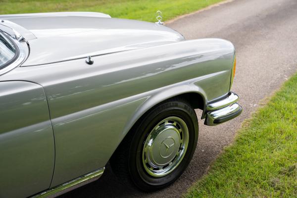 Mercedes Benz 280SE 3.5 Convertible 1970