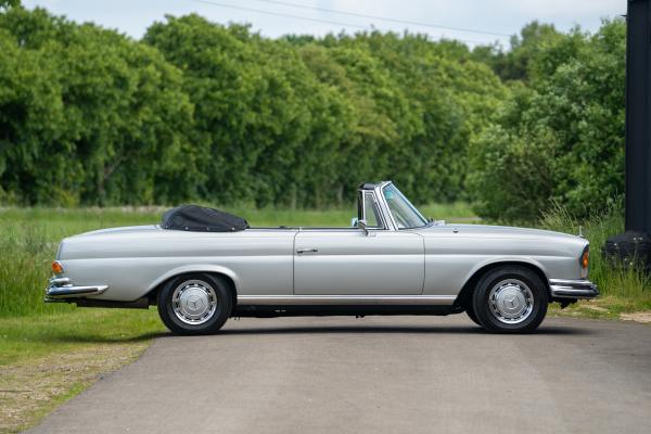 Mercedes Benz 280SE 3.5 Convertible 1970