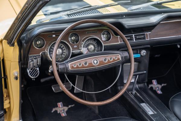 Ford Mustang 390 GT Convertible 1967