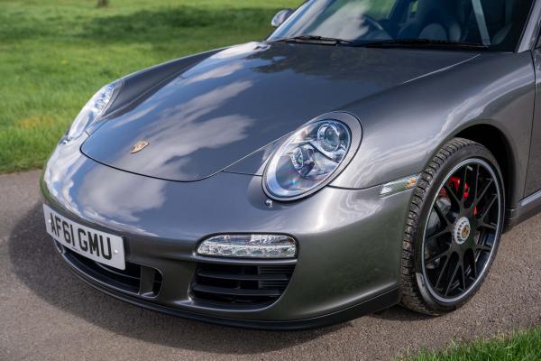 Porsche 997-2 Carrera 4 GTS Manual 2011